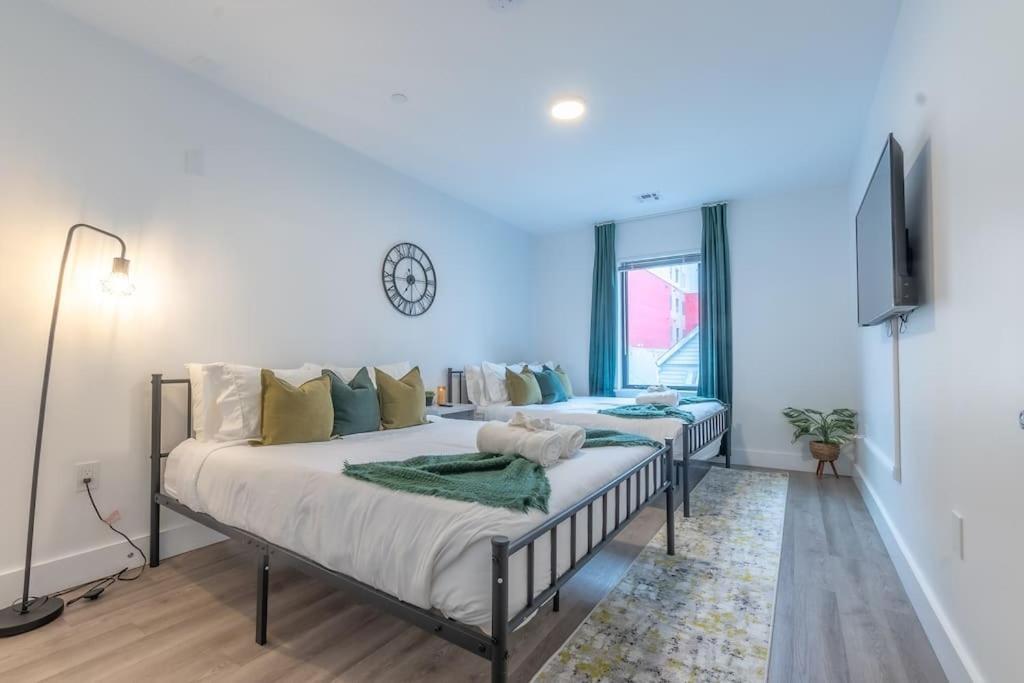 2 Bedroom 2 Bath Suite, Near American Dream And The Airport, Free Parking, King Bed And 2 Queen Beds, Washer And Dryer Orange ภายนอก รูปภาพ